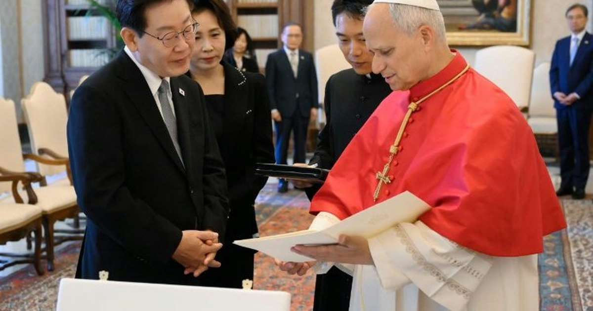 Papa Leone XIV accoglie il presidente sudcoreano